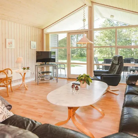 Holiday home Stunning In Blvand With Wifi *